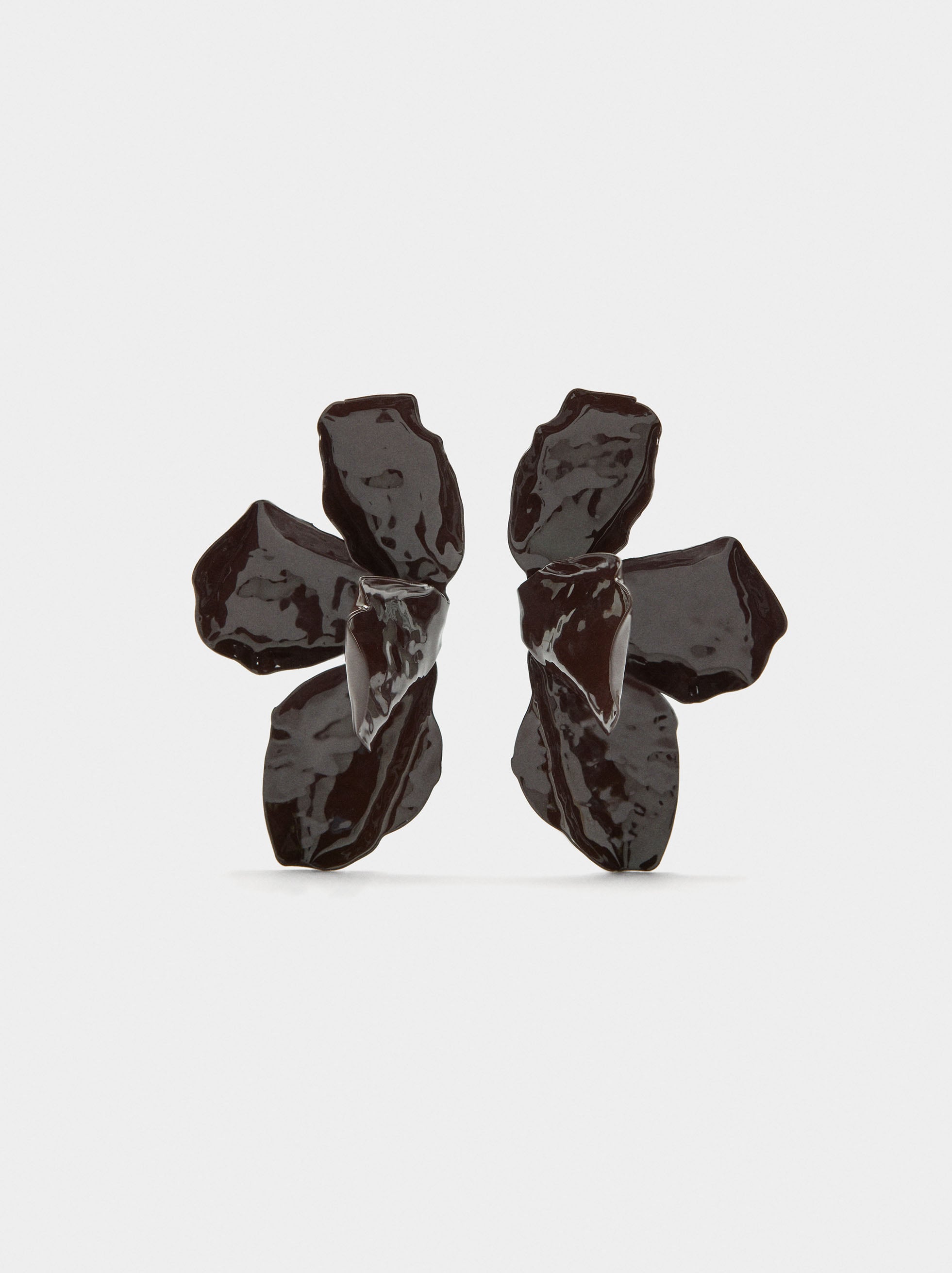 Pendientes Media Flor Con Relieve