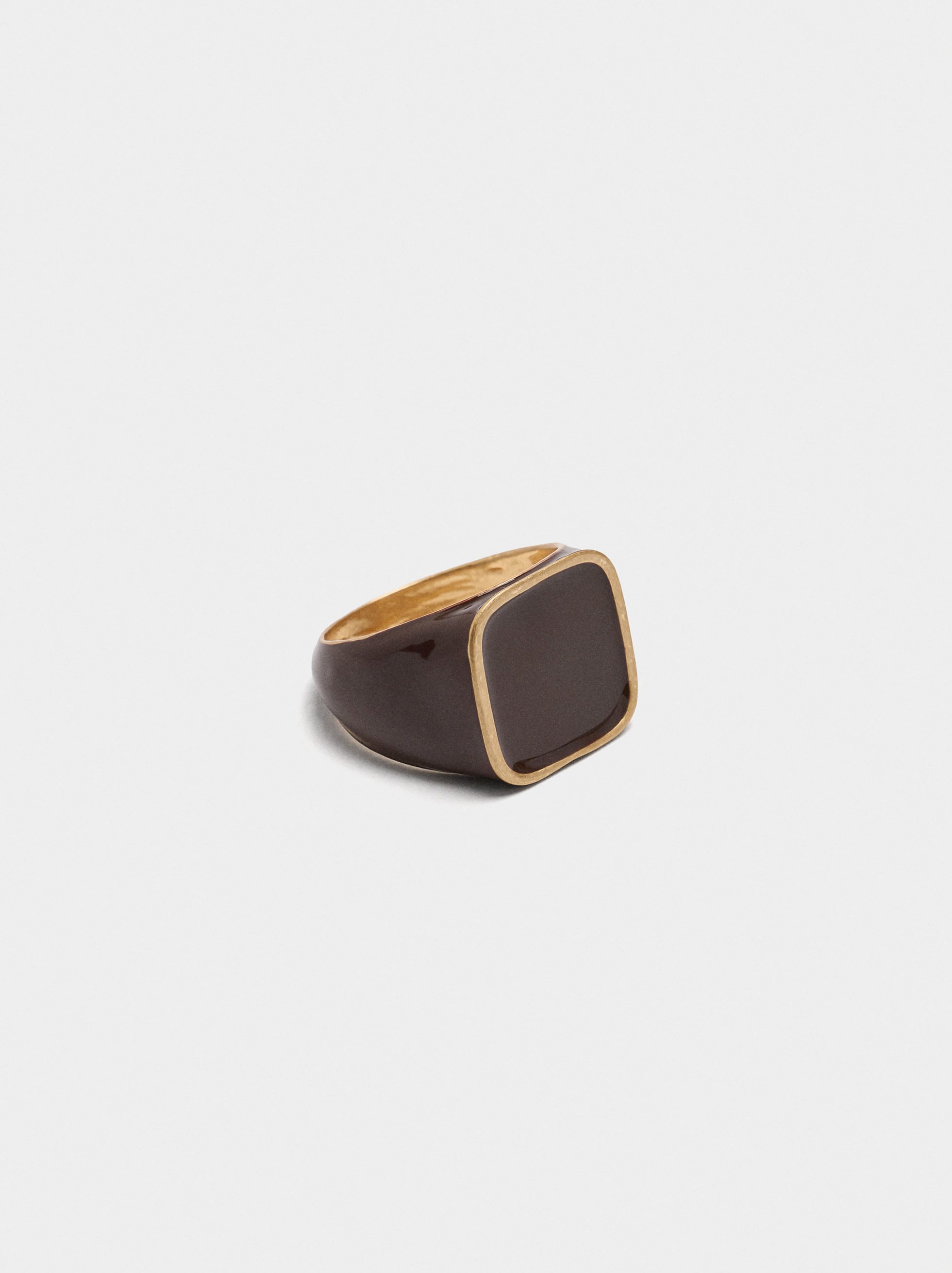 Anillo Cuadrado Con Esmalte