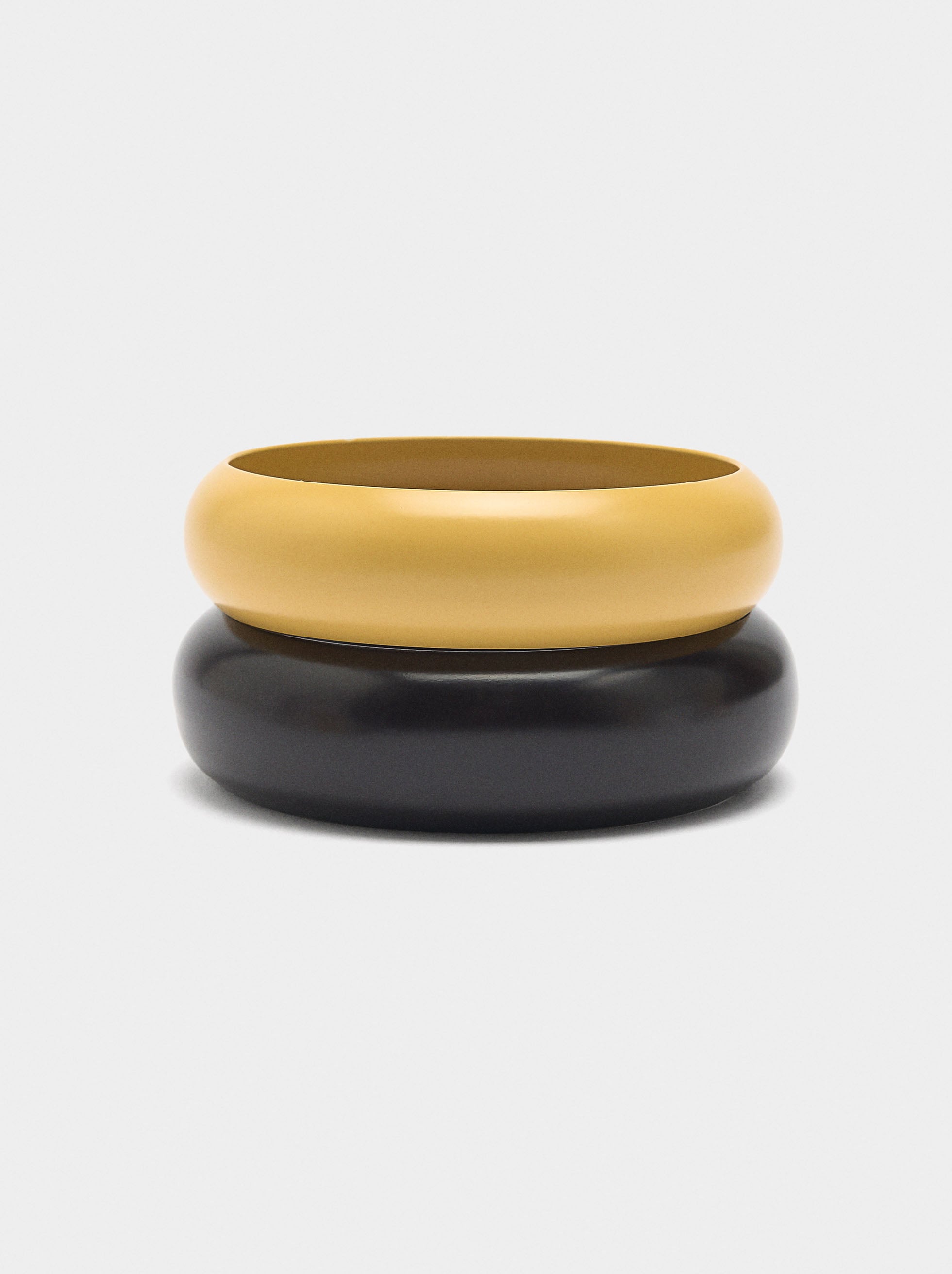 Set De Pulseras Con Esmalte
