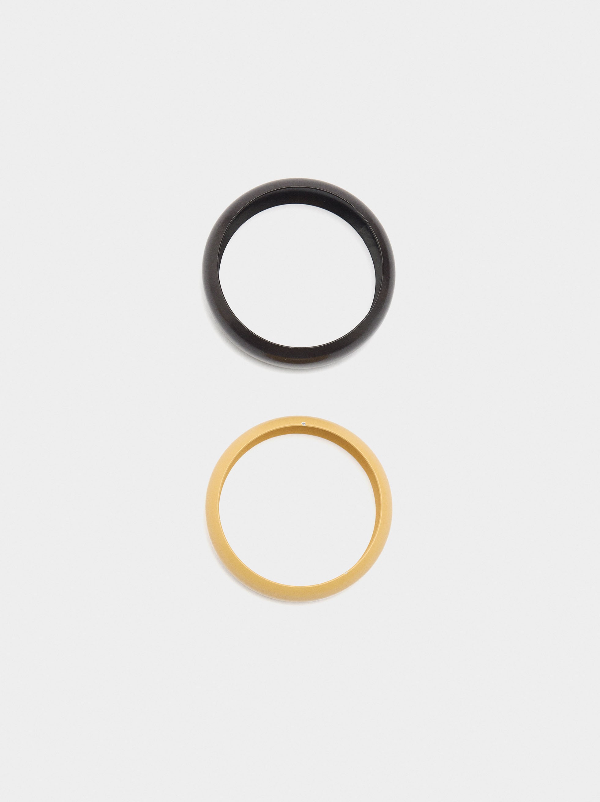 Set De Pulseras Con Esmalte