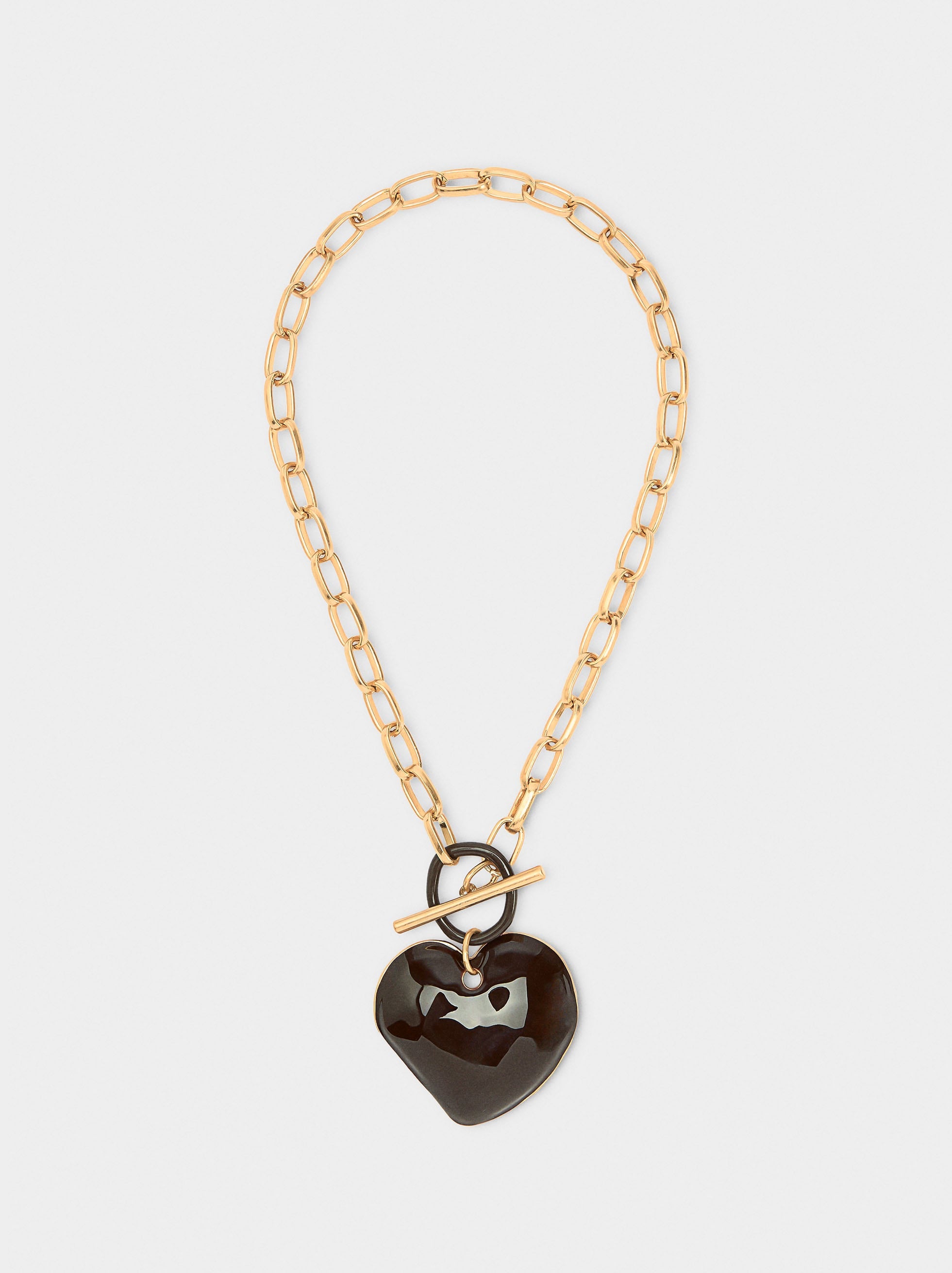 Collar Corto Con Colgante De Corazón
