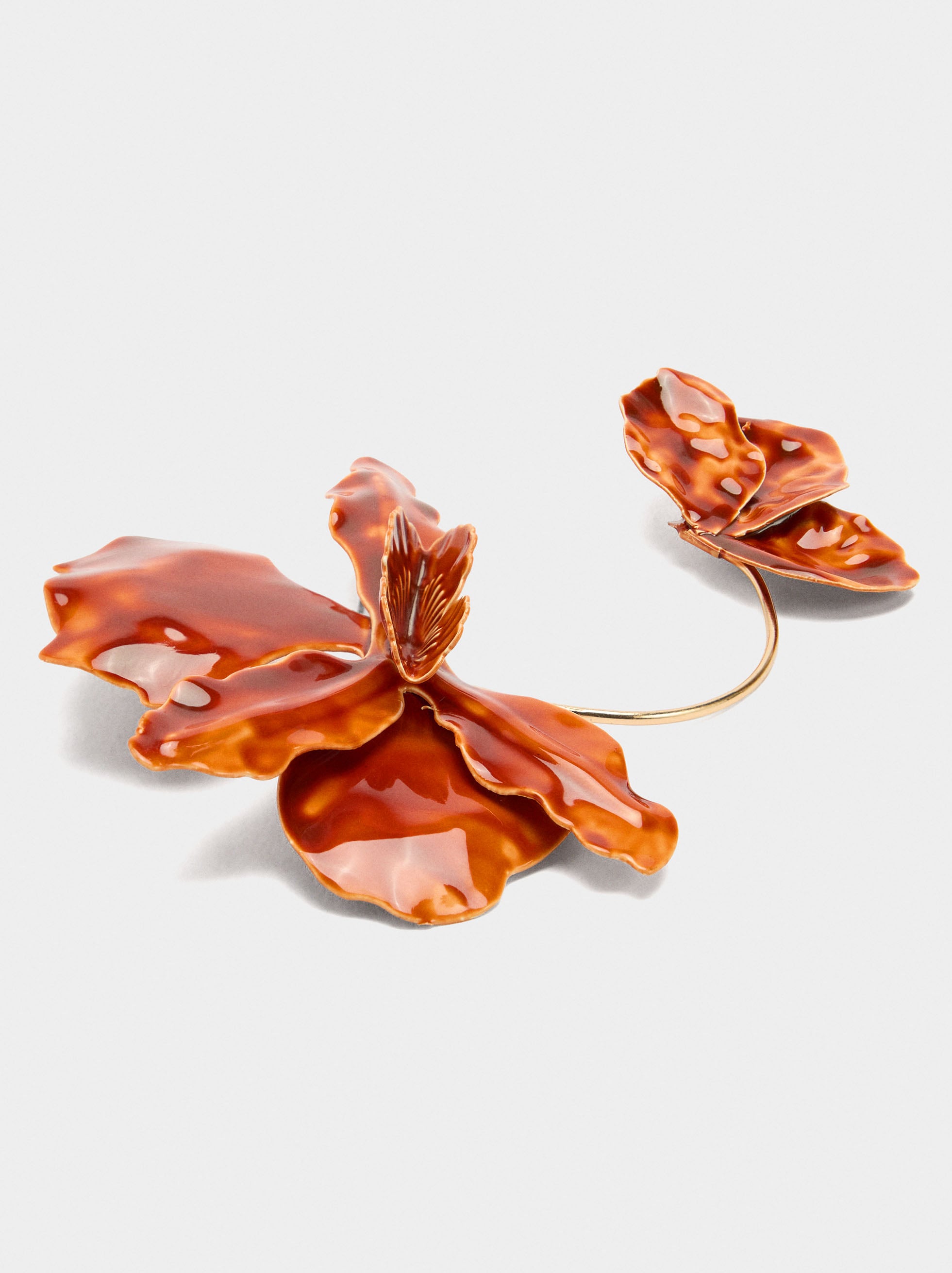 Pendiente Ear Jacket Con Flores Esmaltadas