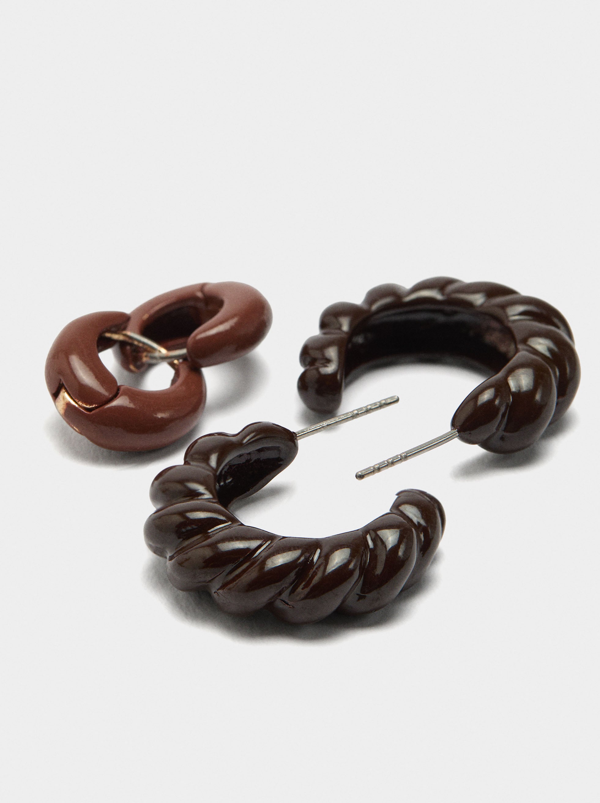 Set De Pendientes Con Esmalte