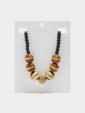 Collar Corto Con Cuentas De Madera