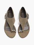 Sandalias Planas De Piel Con Detalle Metálico Y Hebilla
