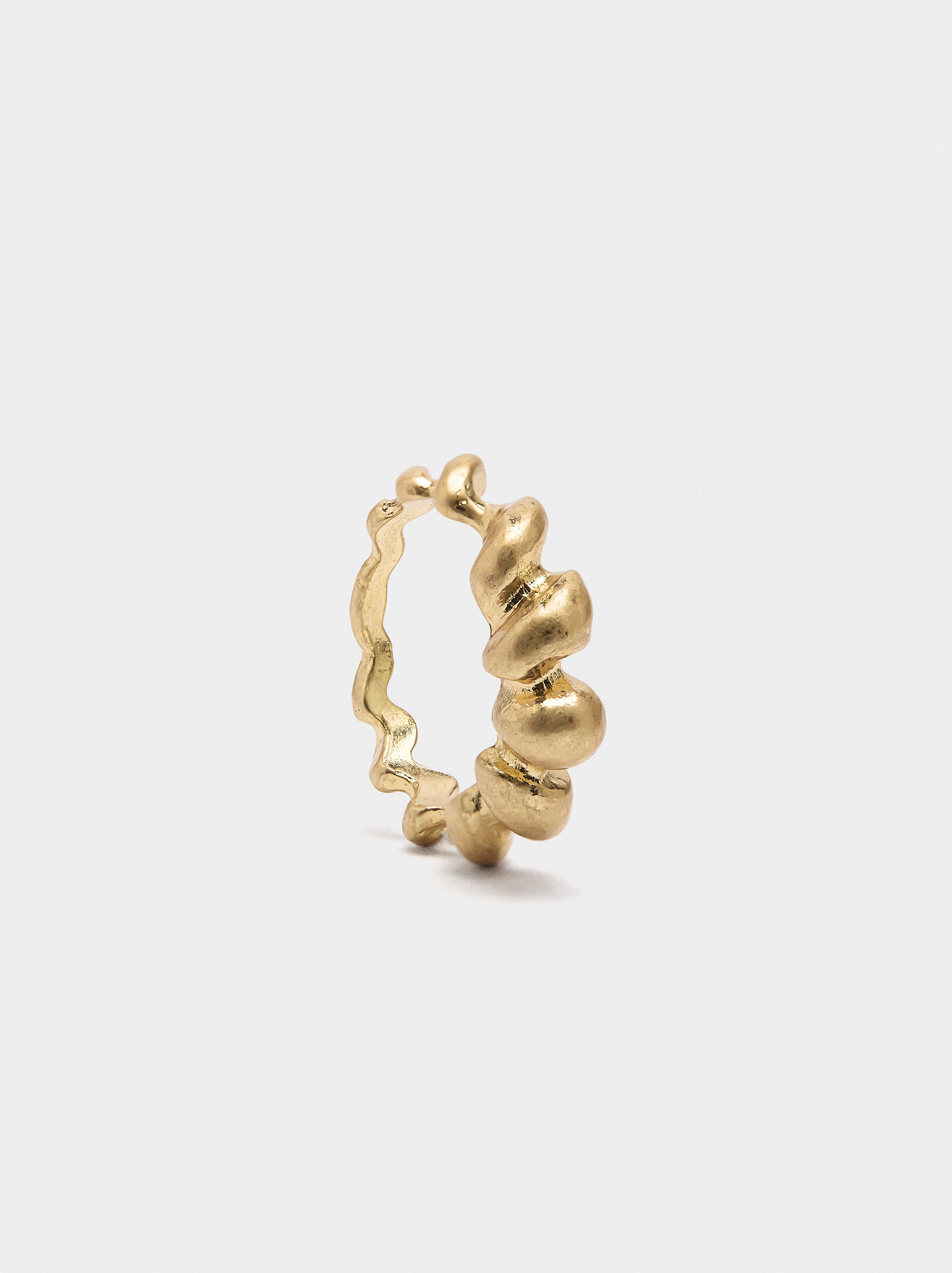 Anillo Con Relieves Redondeados