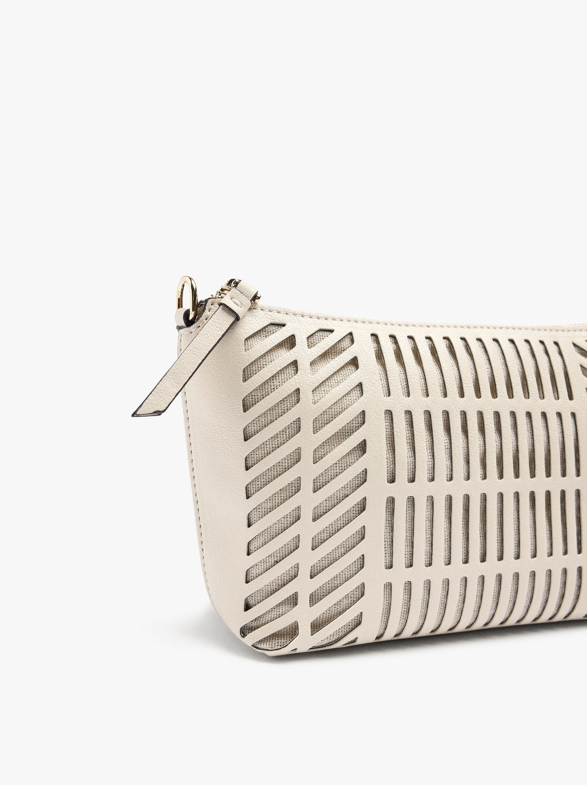 Bolso Bandolera Con Perforaciones