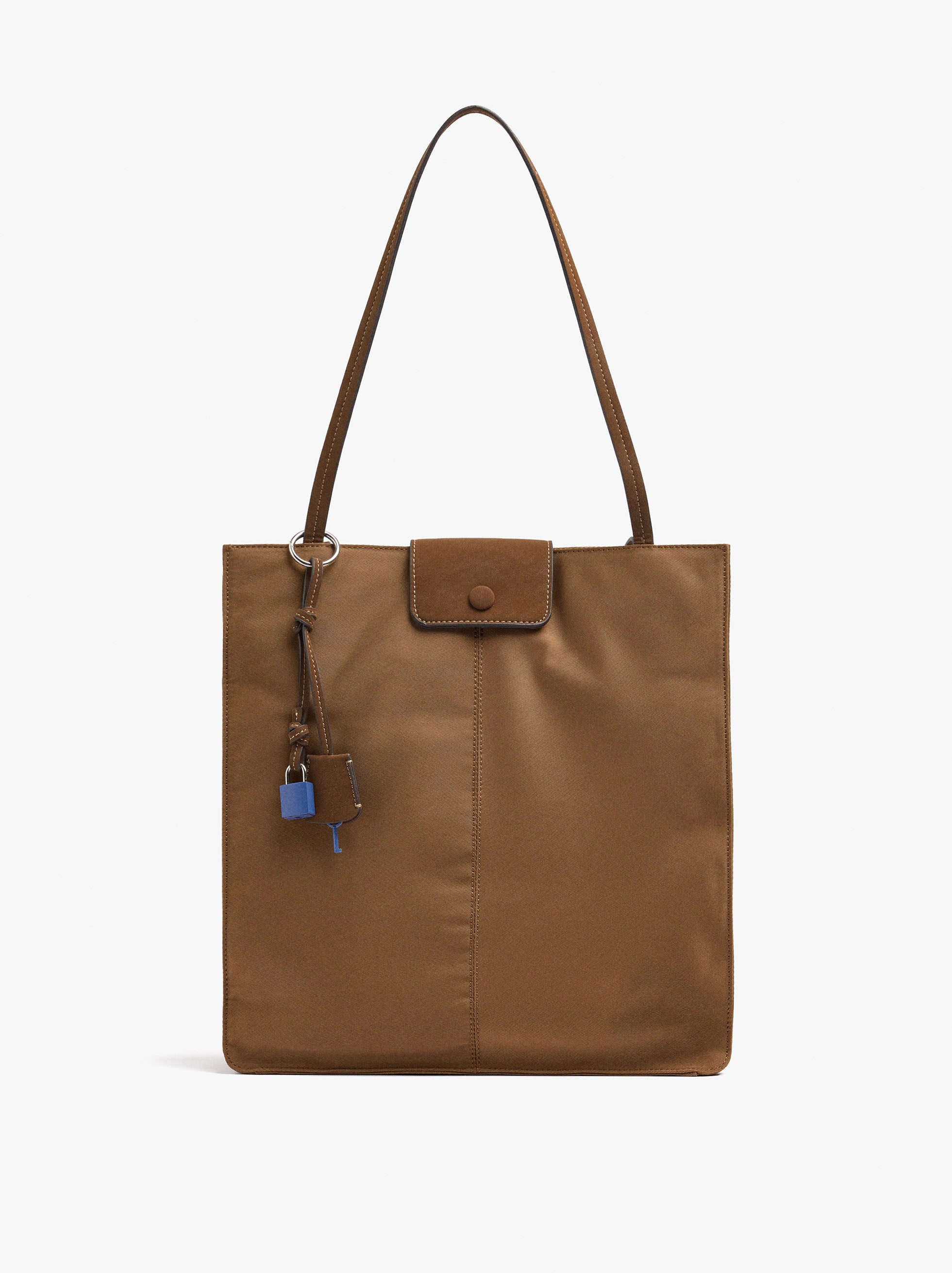 Bolso De Nylon Para Portátil 15" Con Colgante