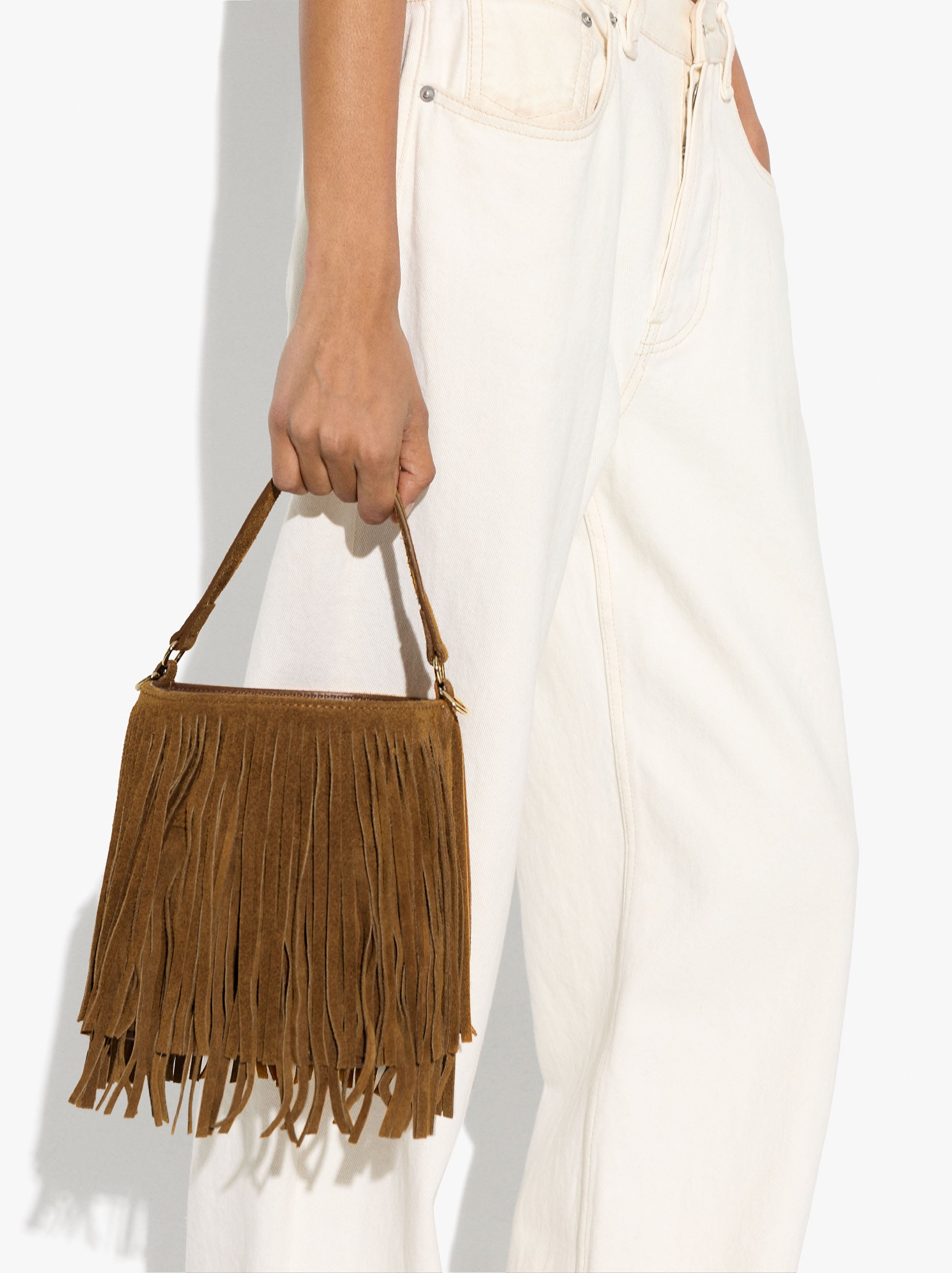 Bolso De Hombro De Piel Con Flecos