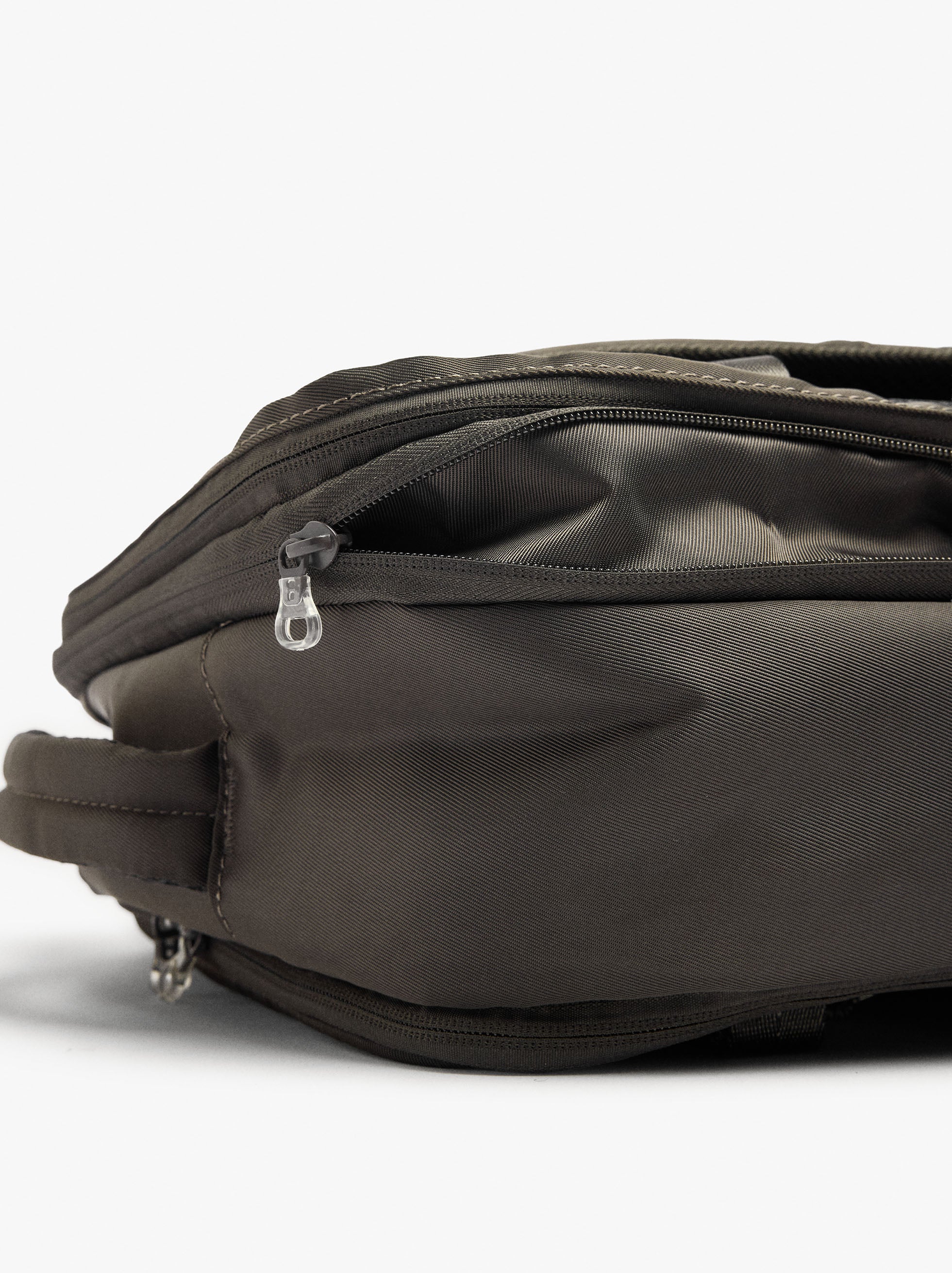 Mochila De Cabina Nylon Extensible Con Porta-Botella