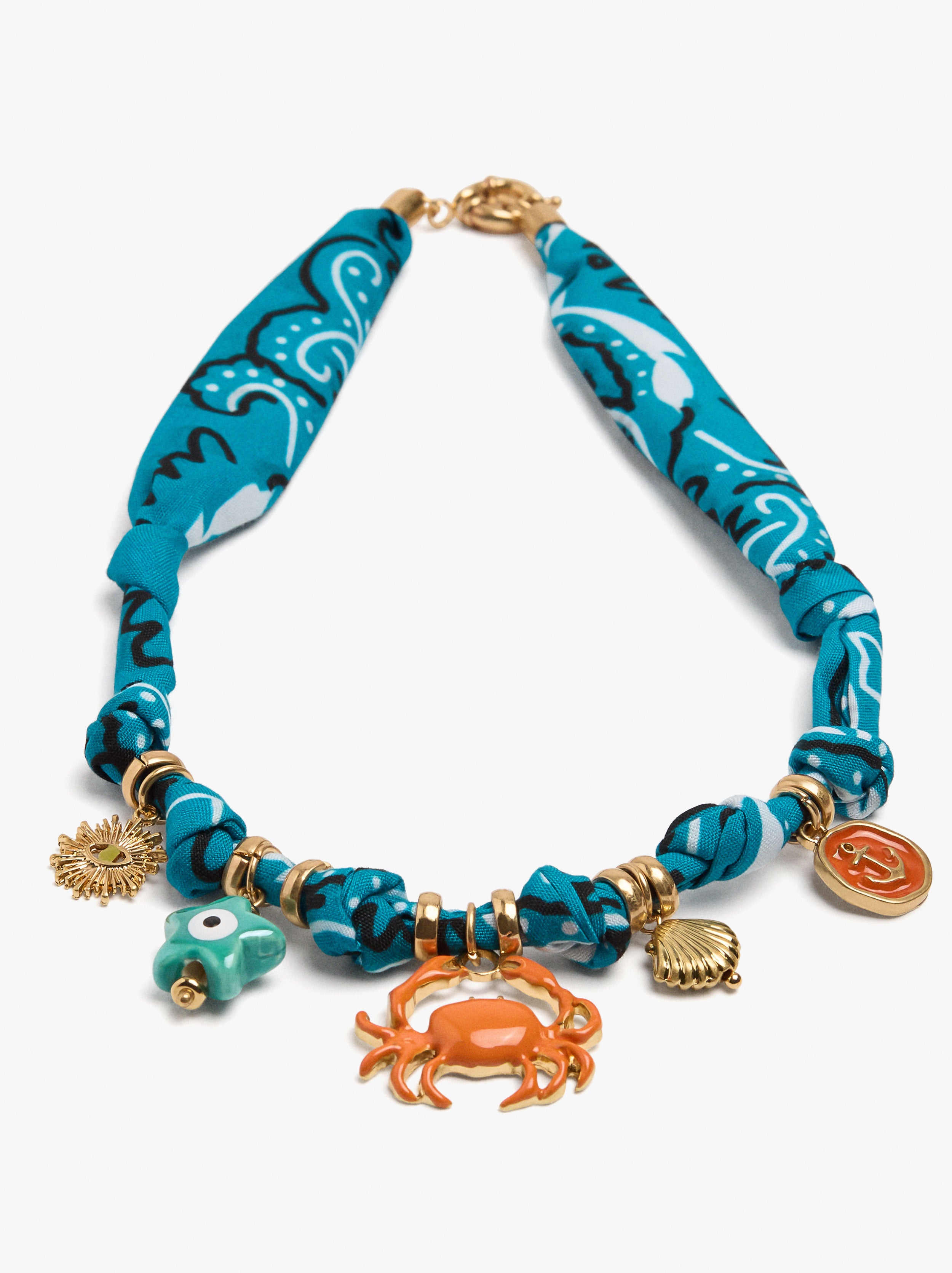 Collar De Tela Con Charms Marinos