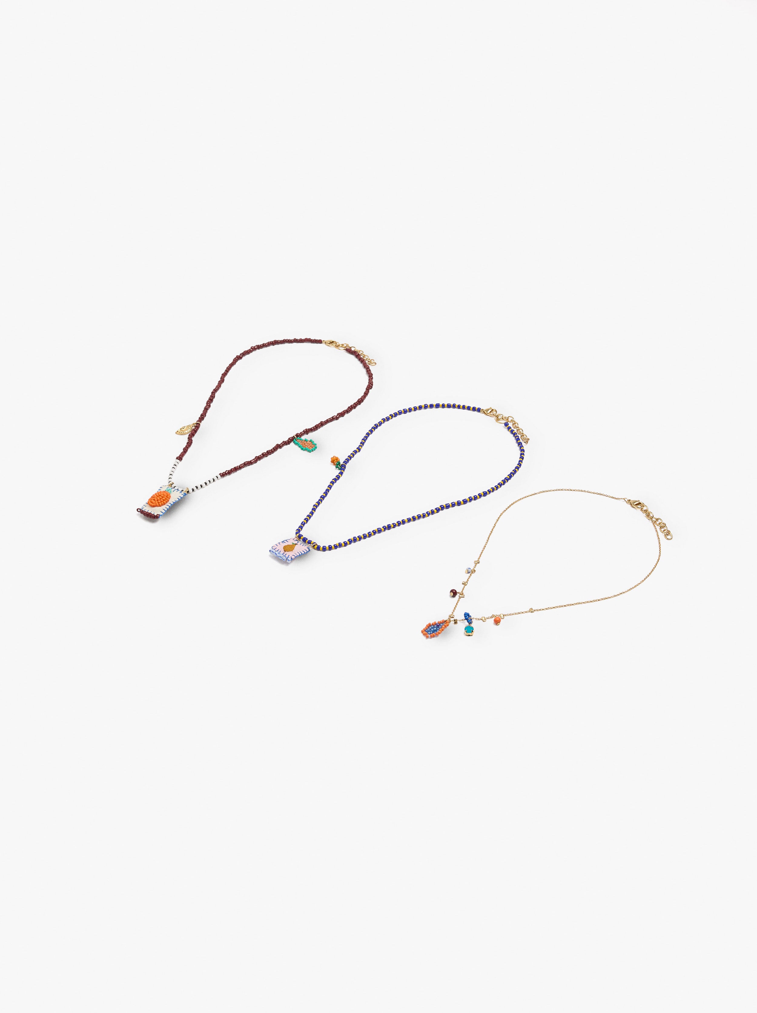 Set De Collares Con Abalorios De Vidrio Multicolor