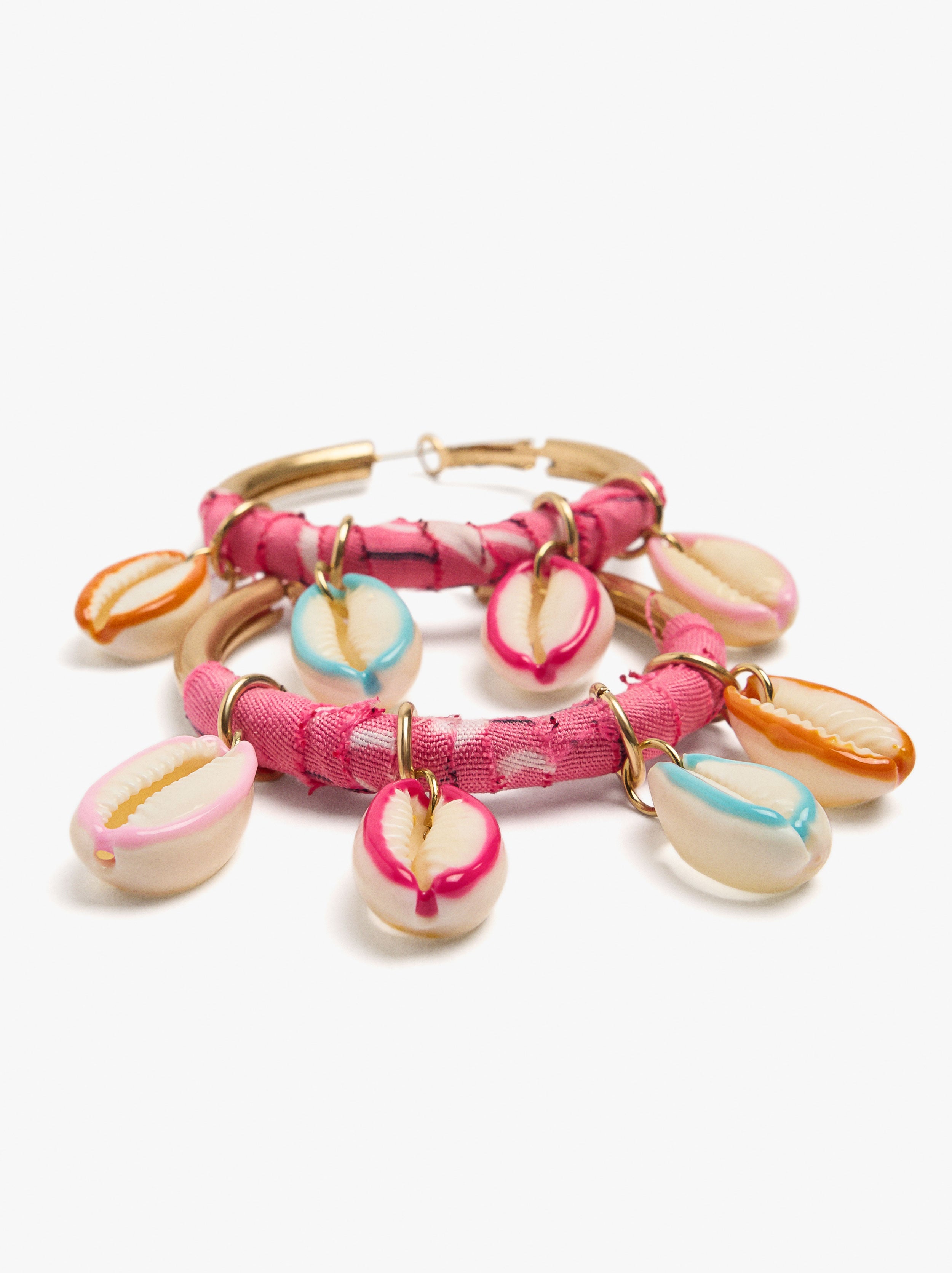 Aros Con Conchas Esmalte Multicolor