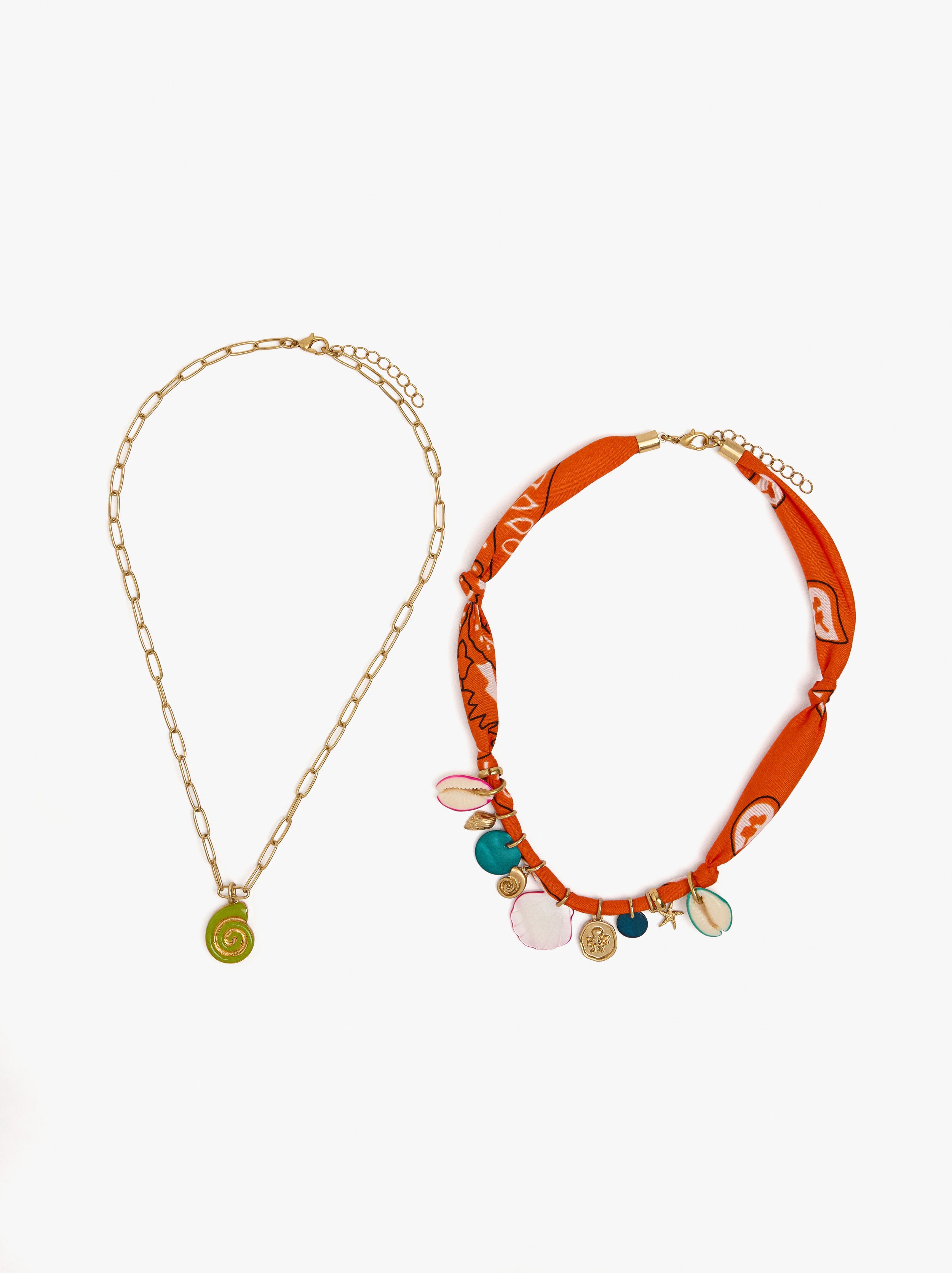 Set De Collares Con Charms Marinos