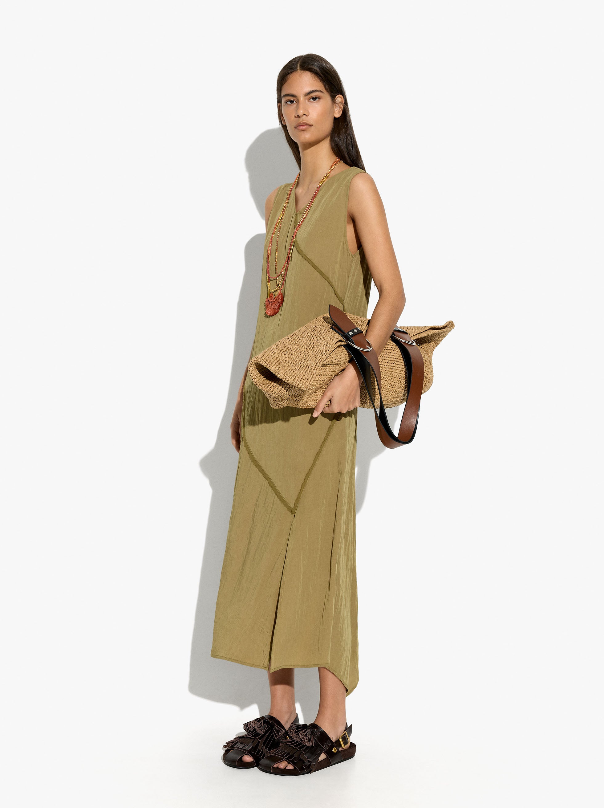 Vestido Asimétrico Efecto Arrugado