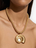 Collar Con Cordón Caracol Espiral