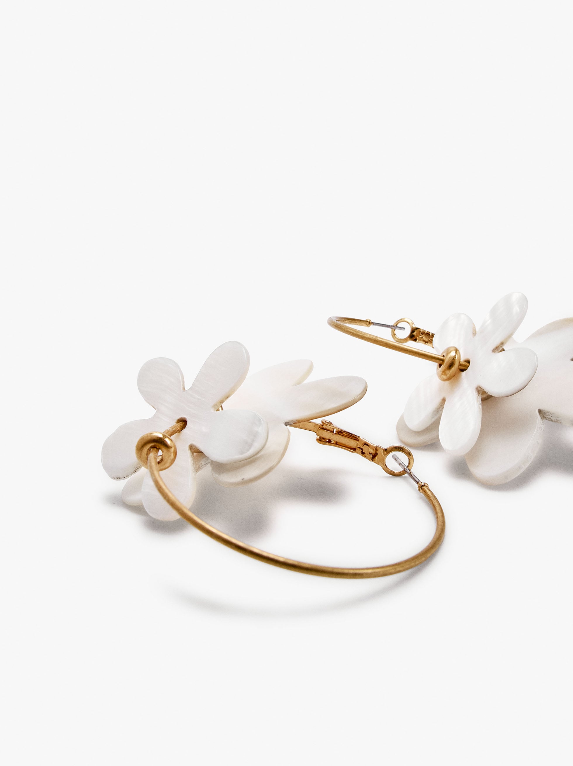 Aros Con Flor De Conchas