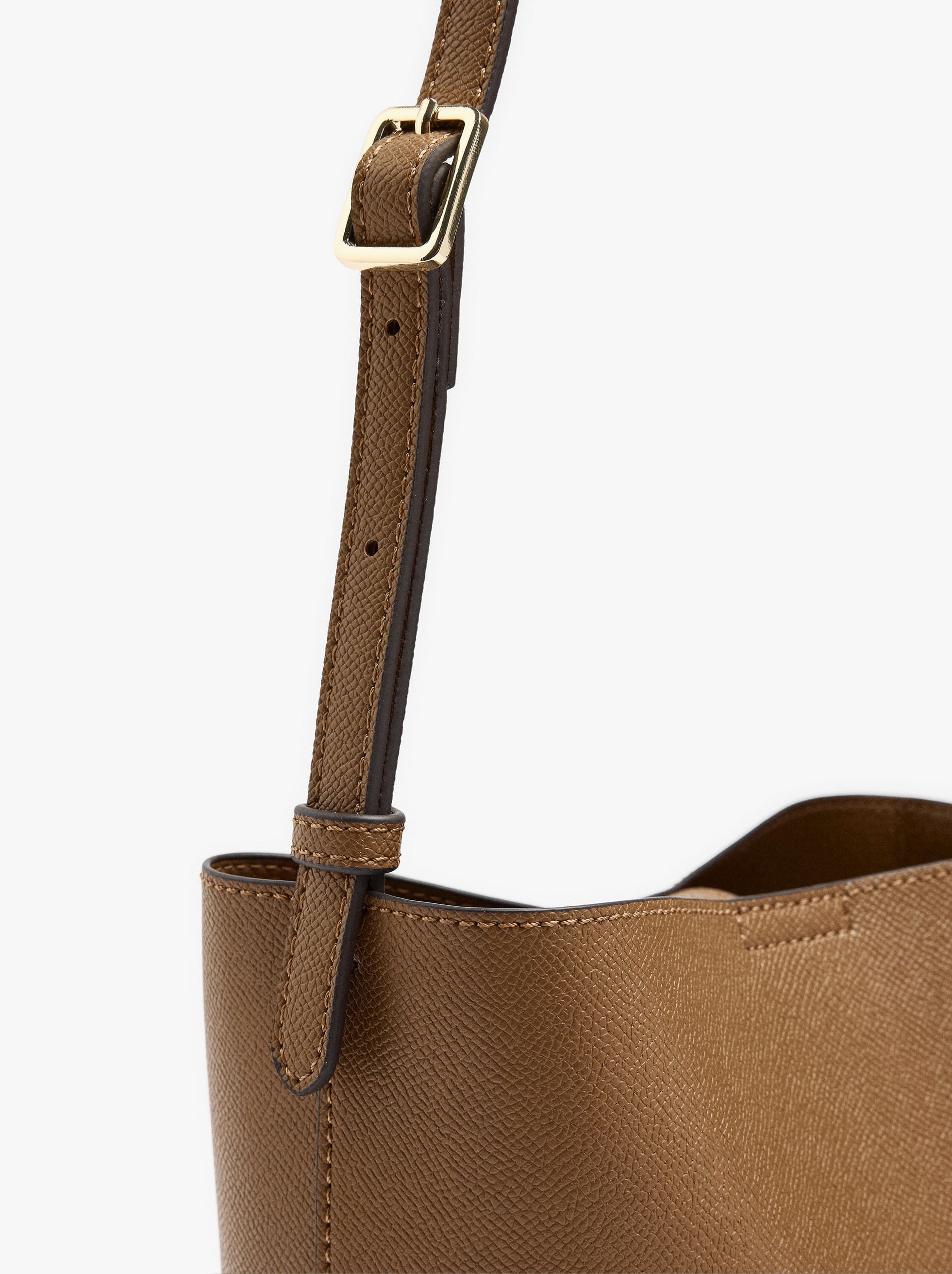 Bolso Bandolera Con Textura Y Bolso Removible