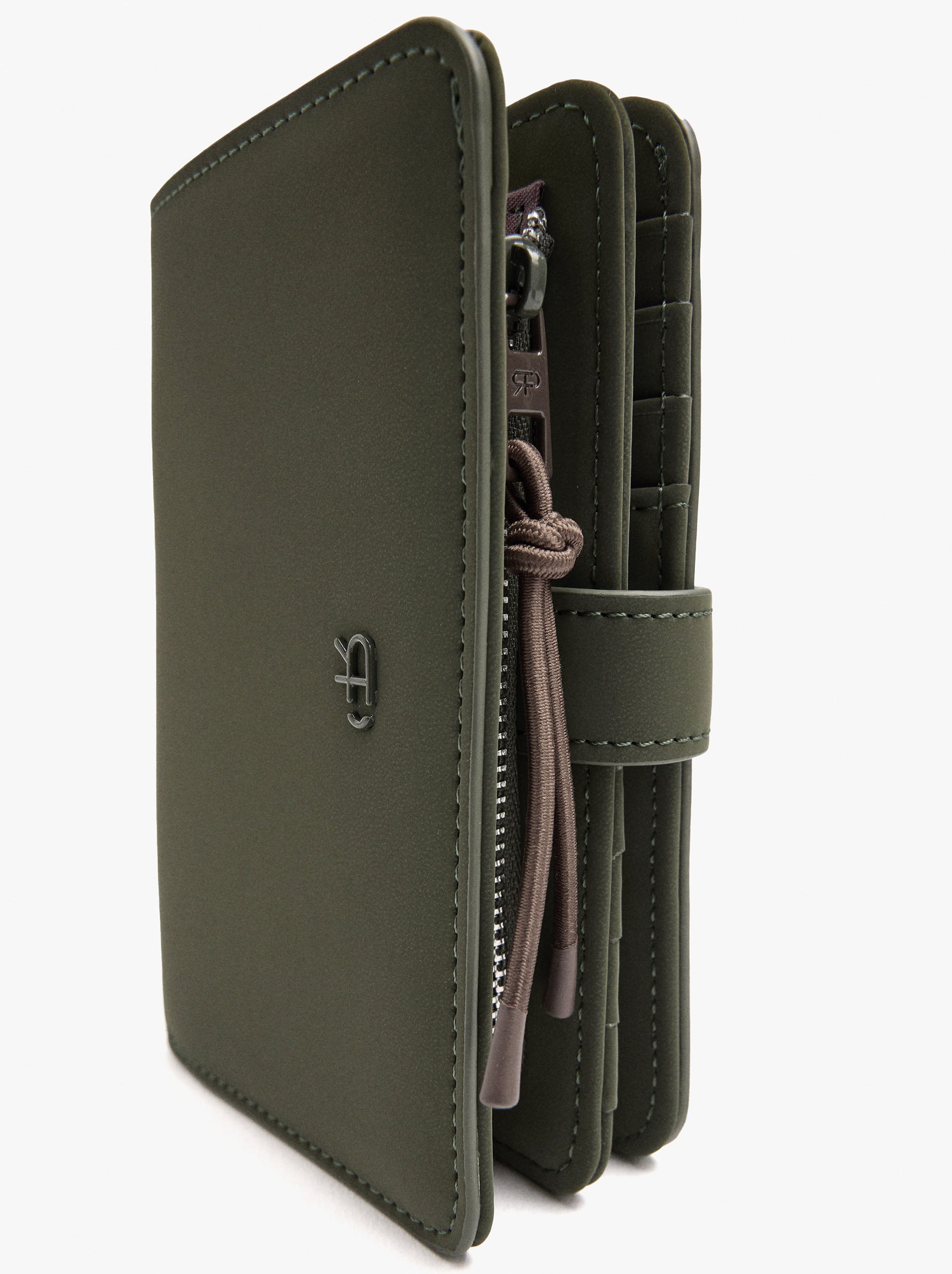Cartera Con Textura Suave