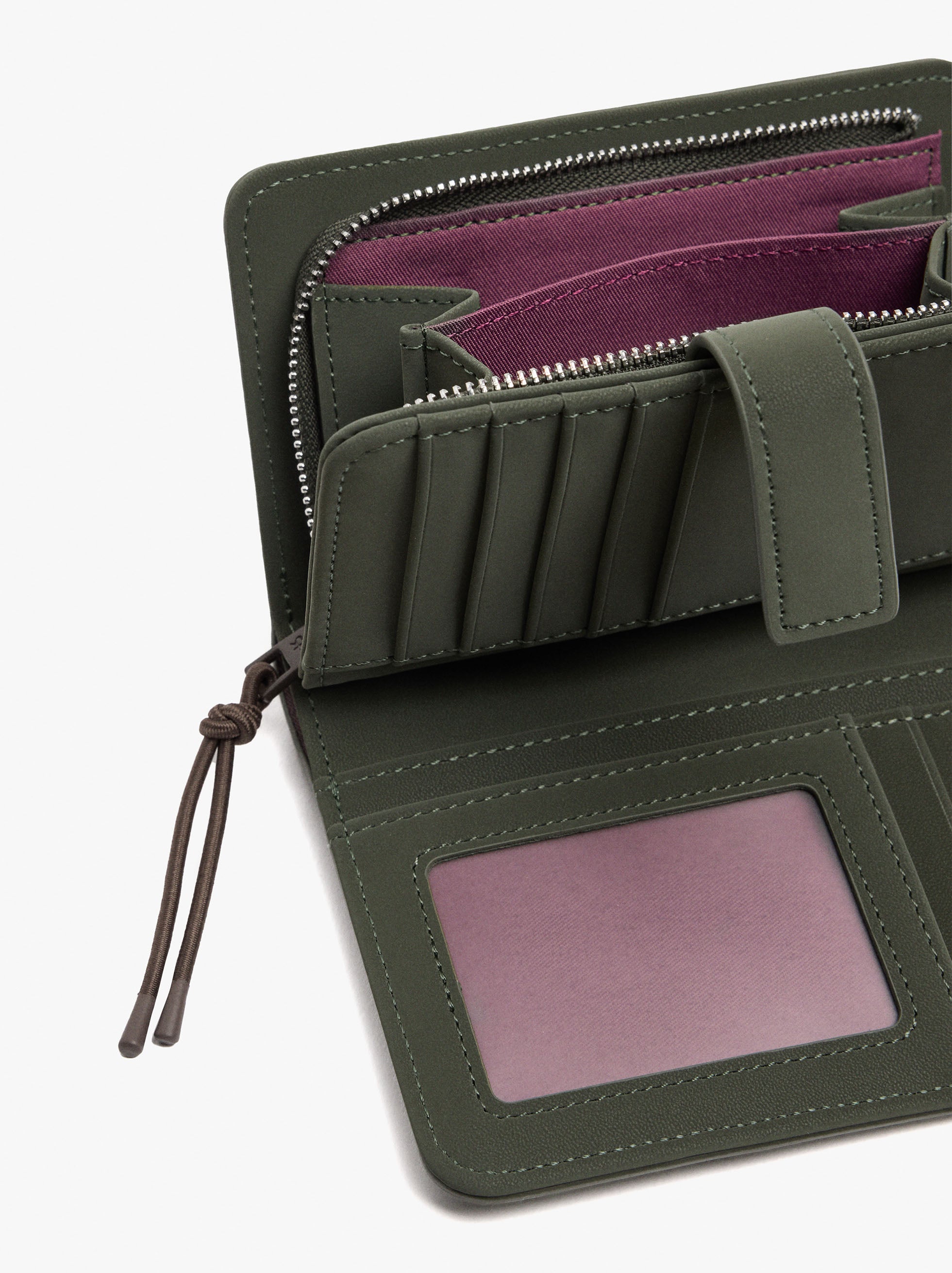 Cartera Con Textura Suave