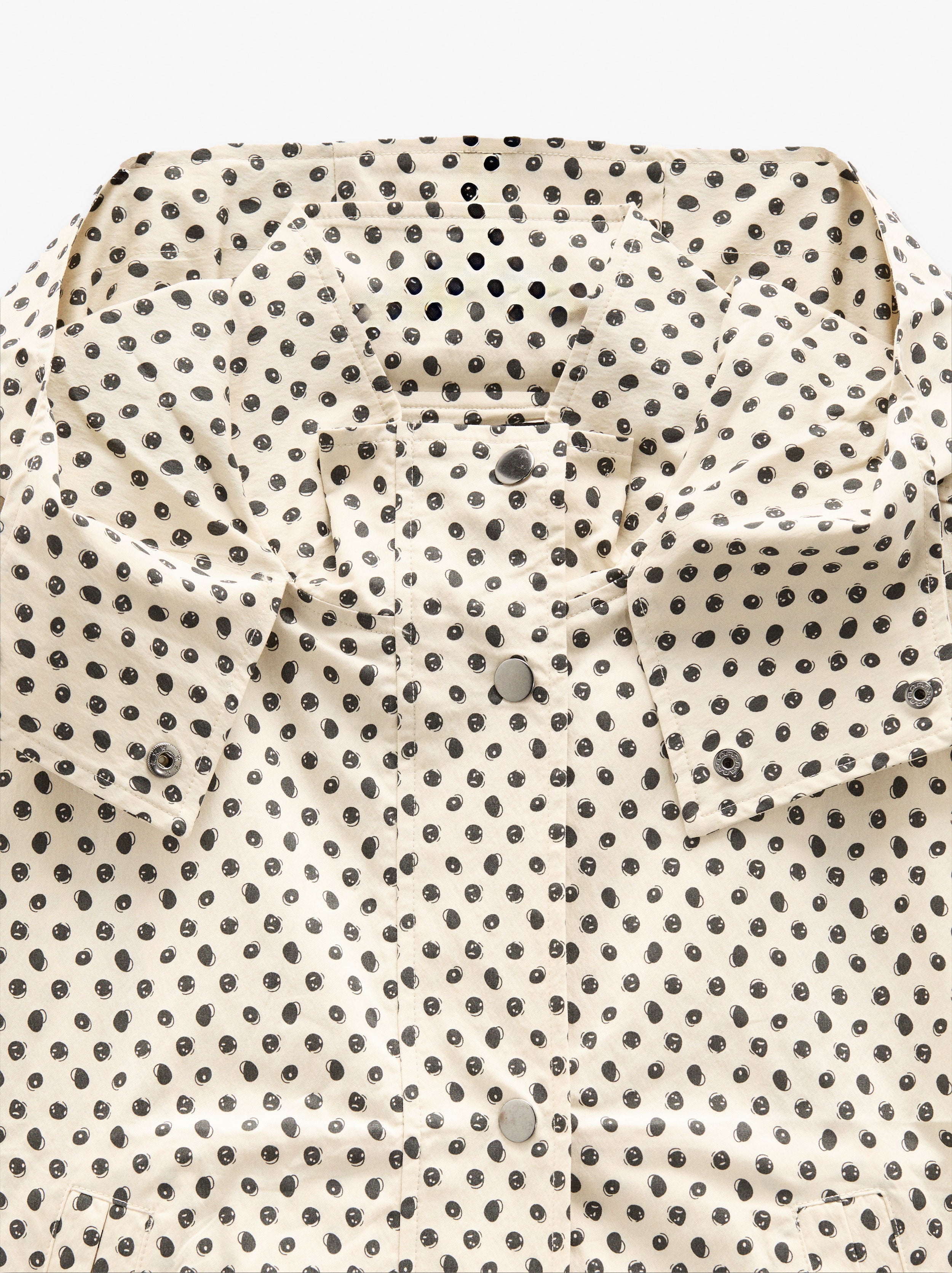 Chaqueta Con Capucha Estampado De Lunares
