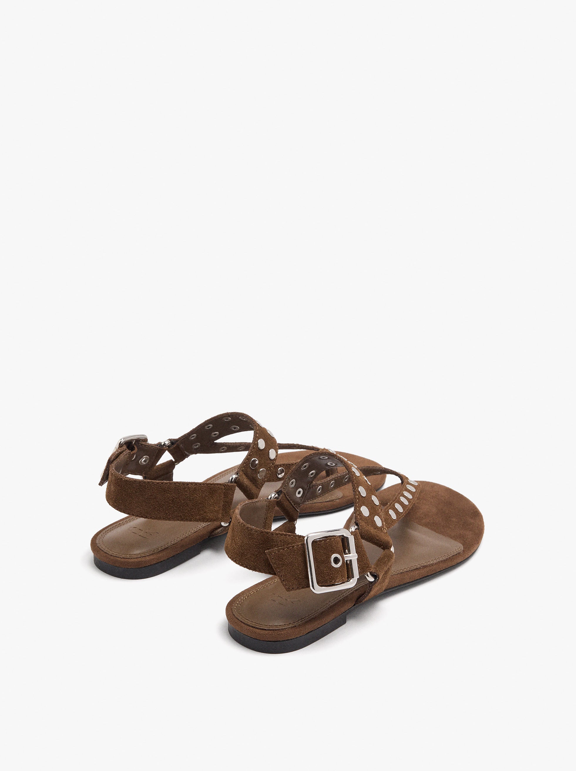 Sandalias Planas De Piel Con Tachuelas