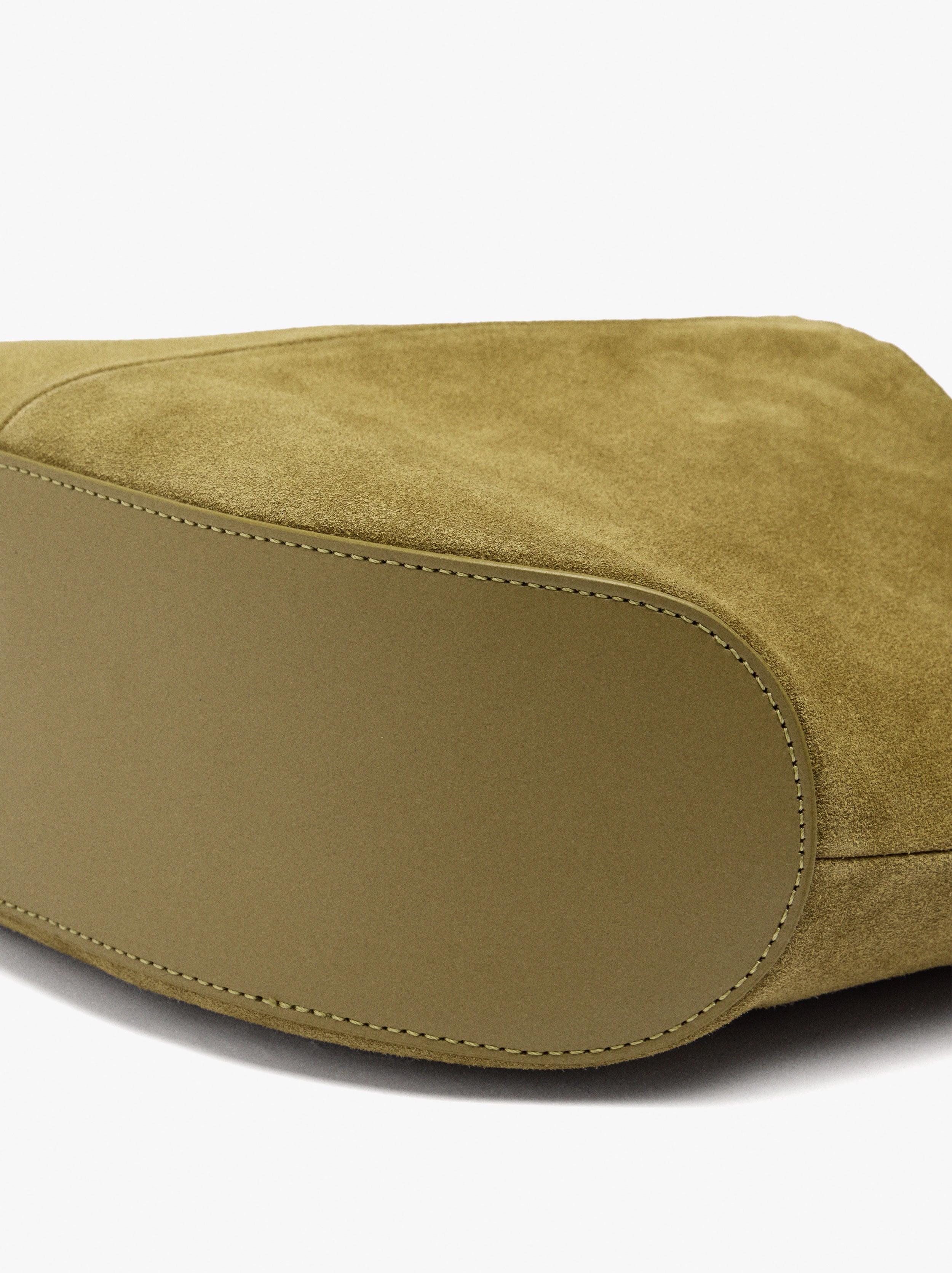 Bolso De Piel Redondeado Con Bolsa Removible