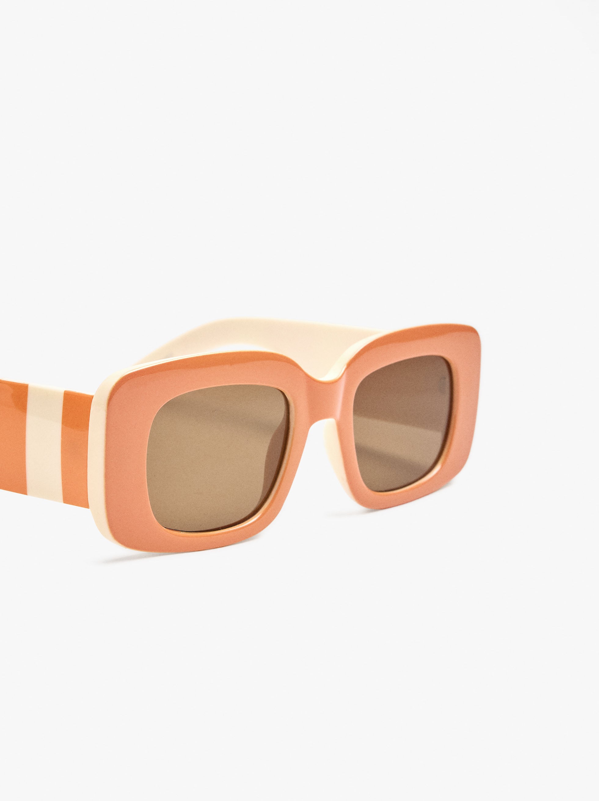 Gafas De Sol Cuadradas A Rayas